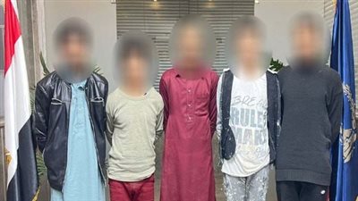 جثة في الشنطة.. تفاصيل العثور على سيارة بها دماء في التجمع