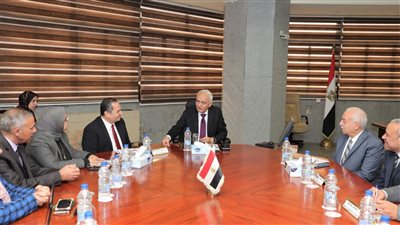 وزير التعليم يشدد على ضرورة مواكبة المدارس للتحول الرقمي وتوفير مدارس ذكية