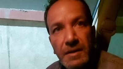 زوج يستغيث من زوجته ببورسعيد: خانتني على التيك توك عشان تكسب دولارات | بث مباشر