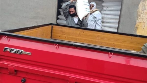 توزيع الأسمدة بالمنوفية