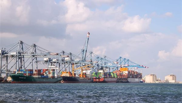 ميناء دمياط