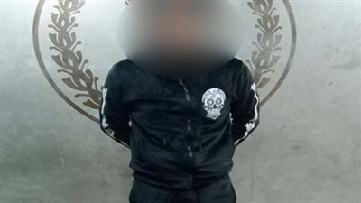 طعنه بمطواة.. عاطل ينهي حياة سائق بسبب تعليق على فيسبوك في المقطم