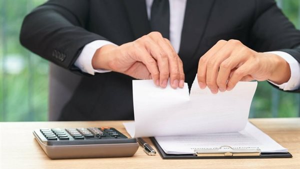 إنهاء عقد العمل