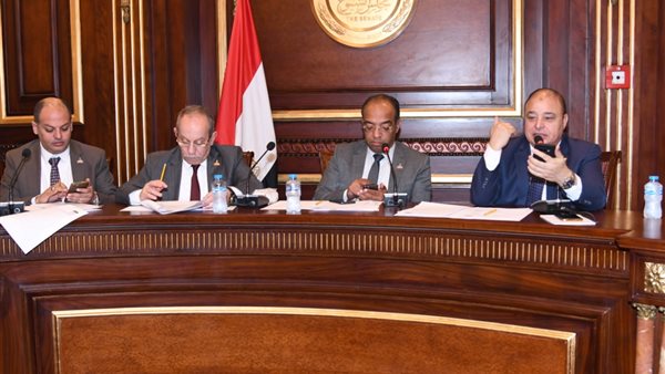 اجتماع لجنة الصحة