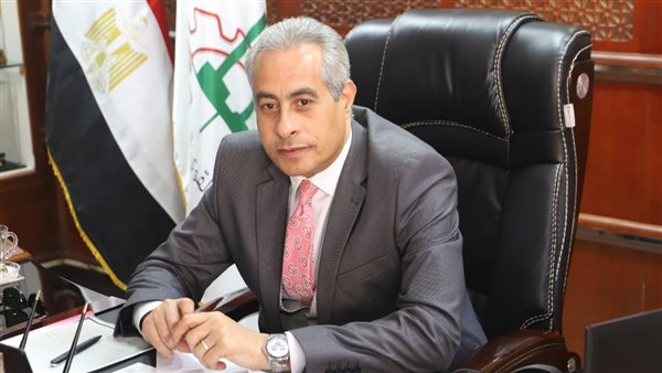 وزير القوى العاملة