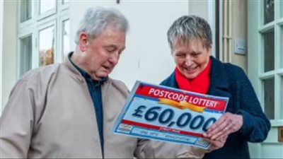 الأكثر حظًا.. مسن بريطاني بفوز بـ 60 ألف إسترليني بعد نجاته من السرطان 3 مرات