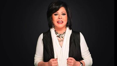 نجوم الفن يدعون لـ إسعاد يونس بعد إجرائها عميلة جراحية