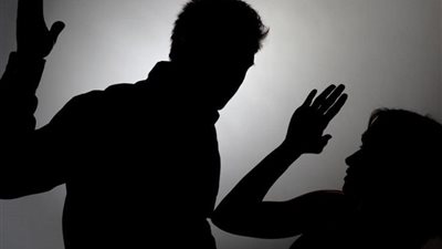 نهاد أبو القمصان: النساء لا يزلن يعانين العنف الأسري والمنزلي أشد العناء