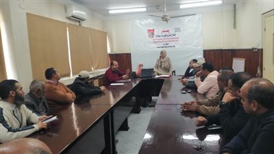 القوى العاملة: لقاءات توعية بالسلامة والصحة المهنية بشركتي الكهرباء والمياه بسوهاج