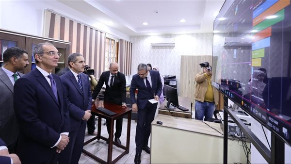 الدكتور عمرو طلعت