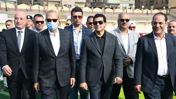 وزير الشباب والرياضة