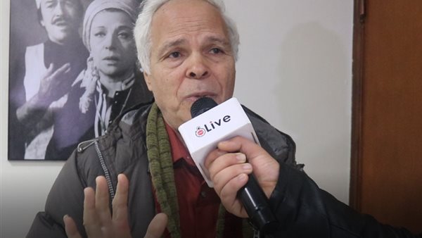 الفنان محمود عامر