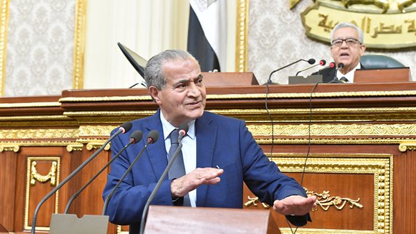 وزير التموين في البرلمان