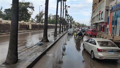 نشر 102 سيارة صرف صحي في شوارع الإسكندرية تحسبًا لسقوط أمطار