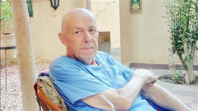 تواشيح وذكر وقرآن كريم في الذكرى الأربعين لسائح بريطاني عاش وتوفي في الأقصر