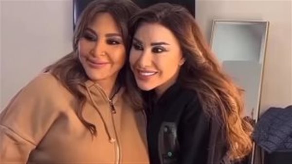 إليسا ونجوى كرم