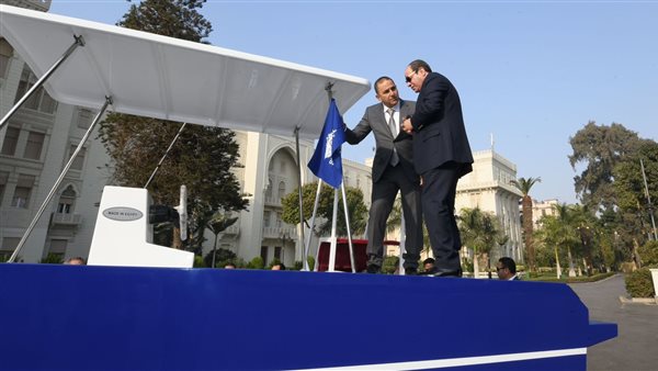 الرئيس السيسي يتفقد