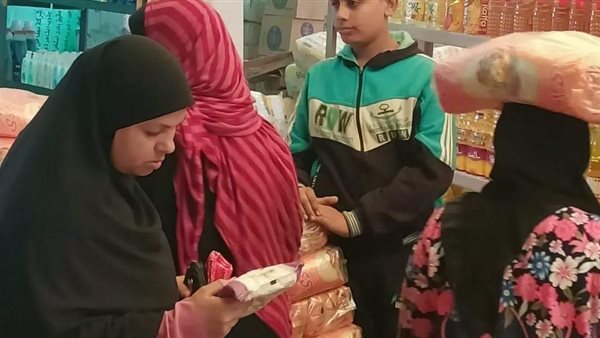 منافذ بيع للسلع الغذائية