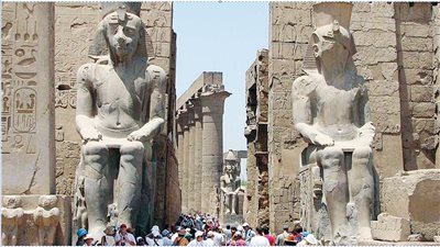 معلومات الوزراء: مقترحات بجذب السياح الأوروبيين بتخفيضات سعرية كبرى.. وتأسيس منصة إلكترونية موحدة للسياحة 