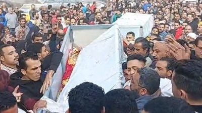 لحقت بها بعد 15 دقيقة.. جنازة مهيبة لشقيقتين توفيت إحداهما حزنًا على الأخرى بالمحلة | بث مباشر