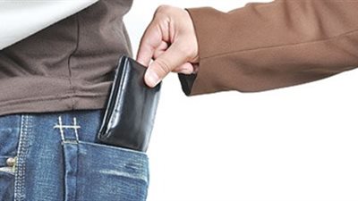 بغرض السرقة.. القبض على عاطلين استوليا على سيارة صاحب مكتب عقارات في الفيوم 