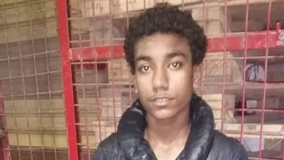 طفل من المرج يستغيث: أبويا مات وأمي سابتنا ومشيت.. ومش لاقي أكل لأخواتي