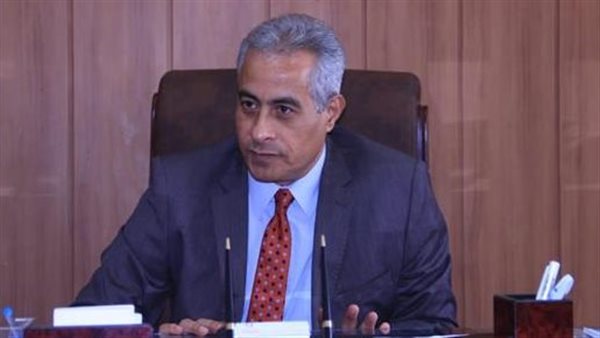 وزير القوى العاملة