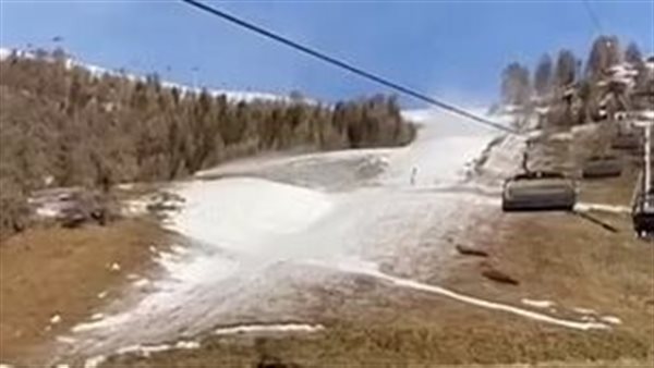 أحد المنتجعات المتأثرة