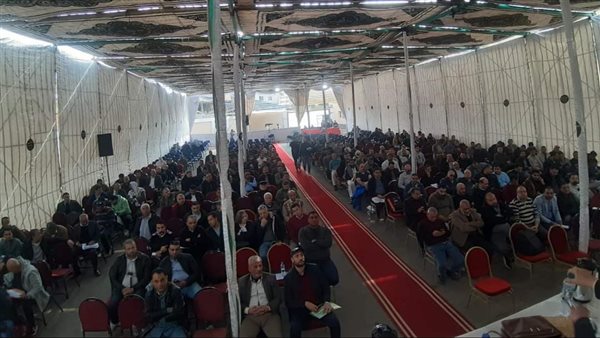 جانب من حضور جلسة