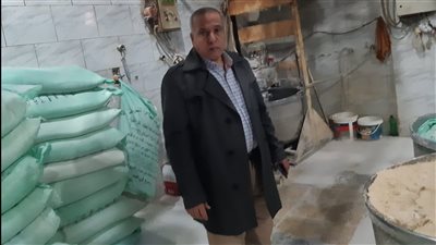 ضبط سيارة محملة بـ 15 طن قمح محلي.. وتحرير محاضر تموينية بكفر الشيخ 