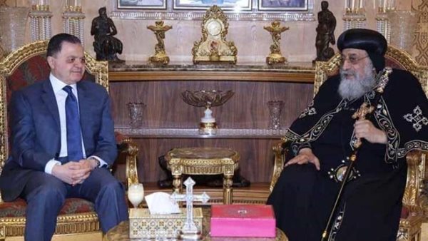 وزير الداخلية والبابا