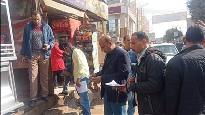 تحرير 14 مخالفة في حملة لإزالة التعديات على الطرق بالمنيا