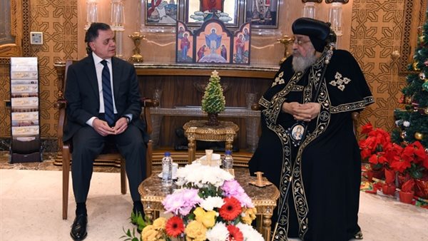 وزير الداخلية يزور