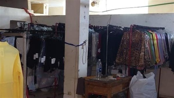 غلق وتشميع مصنع ملابس