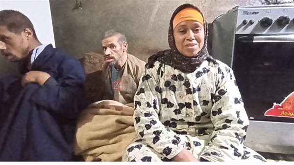 أم هاشم وشقيقاها