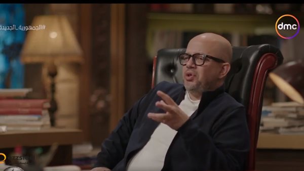 الكاتب عمر طاهر