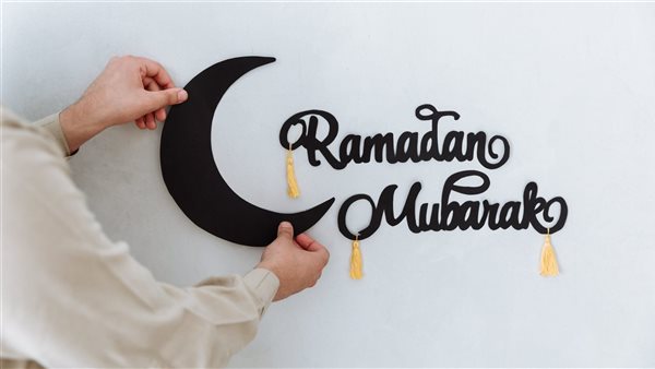 موعد رمضان 2023 في مصر والدول العربية.. ننشر إمساكية الشهر الكريم للقاهرة