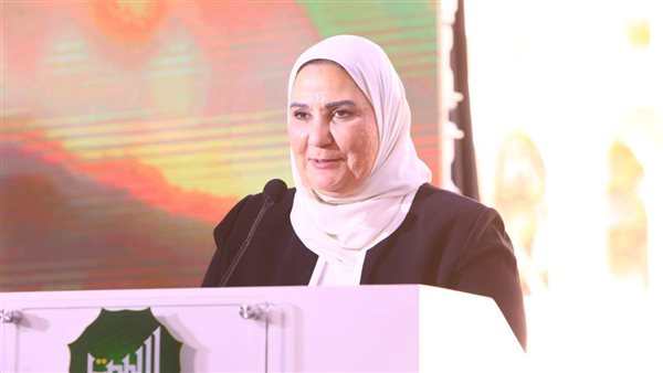 الدكتورة نيفين القباج