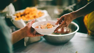 توقف مطعم عن العمل بسبب اختلاف أسعار الخامات.. وأحد المُلاك: العمال قعدوا في البيت ومفيش مصدر رزق