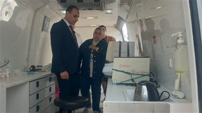 وكيل صحة البحيرة يتفقد العيادات المتنقلة أمام الكنائس لتأمين الاحتفالات بعيد الميلاد