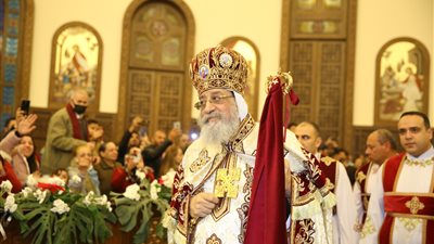 هبوط في الضغط والسكر.. تفاصيل الحالة الصحية للبابا تواضروس الثاني بعد تعرضه لوعكة صحية خلال قداس عيد الميلاد 