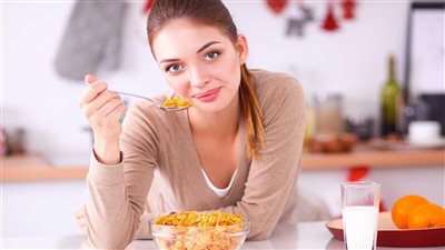 استهلاك السكر والنشويات.. عادات غذائية خاطئة توقف عنها أثناء الفطور