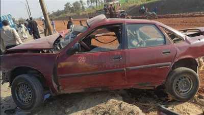 إصابة 7 أشخاص في حادث تصادم 4 سيارات بأسيوط | صور