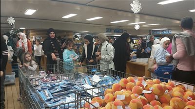 اقتصادية قناة السويس: 10468 زائرا للسفينة لوجوس هوب خلال اليومين الماضيين | صور وفيديو 