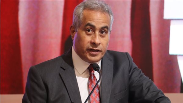 وزير القوى العاملة