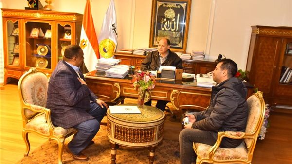 محافظ أسيوط 