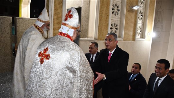 محافظ الفيوم اثناء