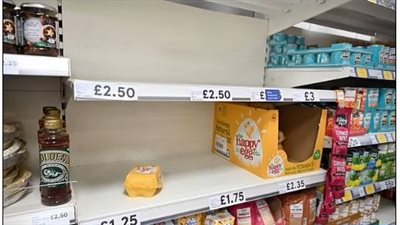 تضاعف أسعار المنتجات الغذائية ونفادها من المتاجر.. أزمة غذائية تواجه بريطانيا