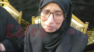 انهيار والدة يارا السقا الطبيبة المتوفاة خلال عملها بطنطا: كان نفسها تساعد الغلابة وتعالجهم مجانا| بث مباشر