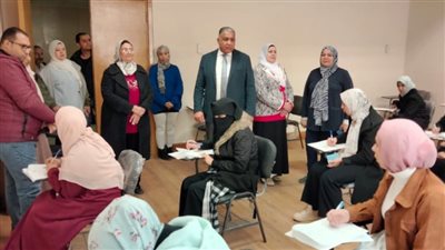 نائب رئيس جامعة الأزهر يتفقد لجان كليات فرع البنات.. ويشدد على الالتزام بضوابط الامتحانات